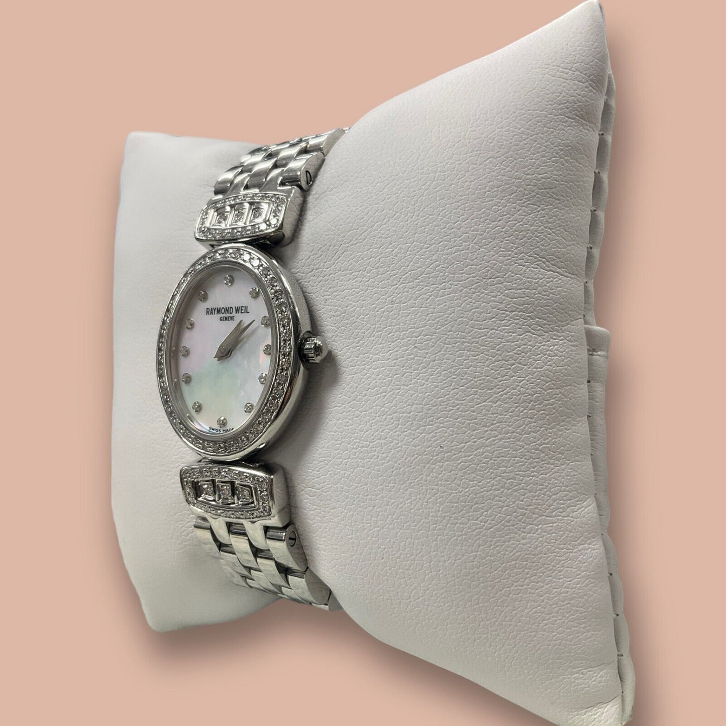 RESALE Raymond Weil Geneve Oval M.O.P. With Diamonds Stainless Steel 5891 Watch