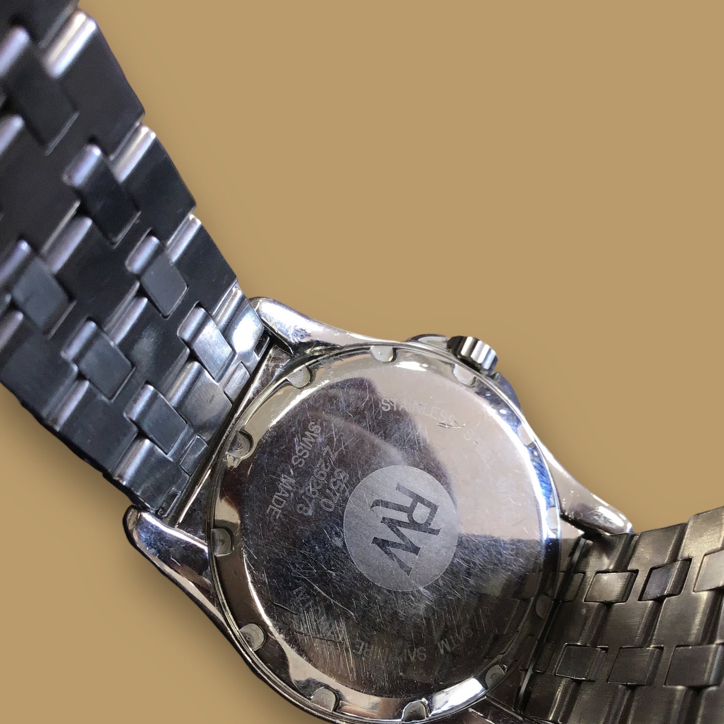 RESALE Raymond Weil Flamenco 5570 Mens Two Toned Stainless Steel Black Dial Watch
